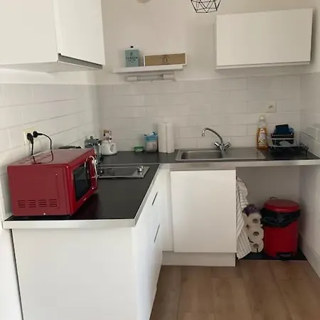 1 Proximite Port De Commerce Et Gare Sncf Apartman Breszt