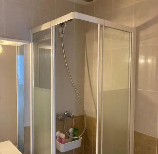 1 Proximité Port De Commerce Et Gare Sncf Brest