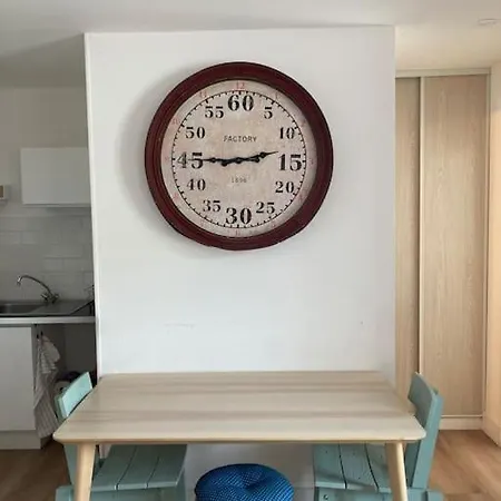 1 Proximite Port De Commerce Et Gare Sncf Апартаменты *